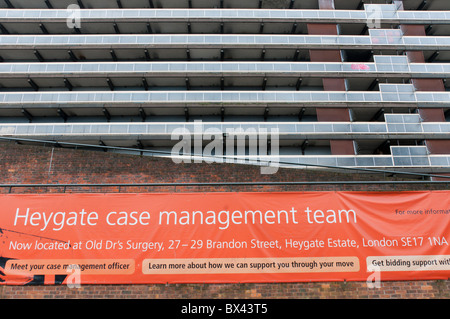 Ashenden Block von Heygate Estate, Elephant &amp; Castle, Walworth, Süd-London Stockfoto