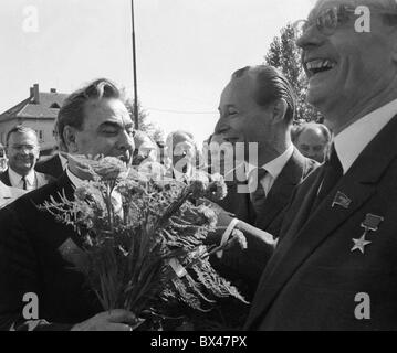 Alexander Dubcek, Leonid Brezhnev, Mikhail Suslov, Vorträge, Negotitations, Blumen, Cierna nad Tisou Stockfoto