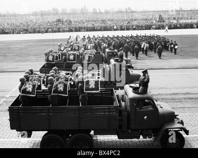 Militärparade, 9. Mai, WWII Ende Jubiläum, tschechoslowakische Volksrepublik Armee Stockfoto