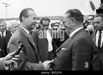 Josip Broz Tito, Alexander Dubcek, Prag, Flughafen, Stockfoto