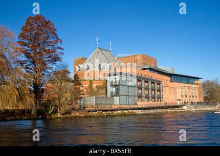 Neue Royal Shakespeare und Swan Theater und Fluß Avon in Stratford-upon-Avon, Warwickshire, England, UK Stockfoto