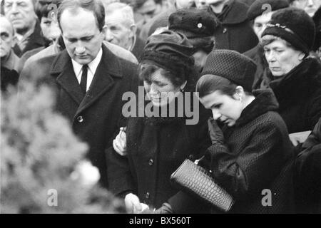 Jan Palach, Jiri Palach, Libuse Palachova, Beerdigung, Sarg, Prozession Stockfoto