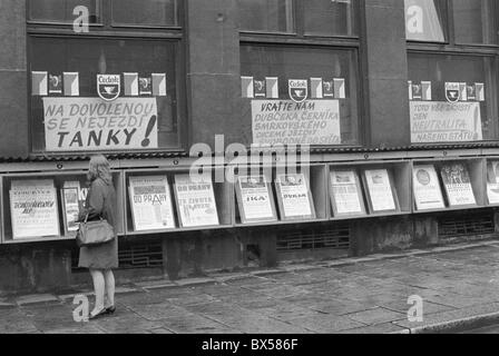 Plakate, Nachrichten, Informationen, News, Protest, Humor, Witz Stockfoto