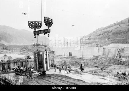 Orlik, Dammbau, Sichtbeton, gießen Stockfoto