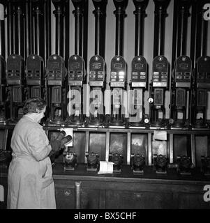 Rohrpost Transport, Post, Post Stockfotografie - Alamy
