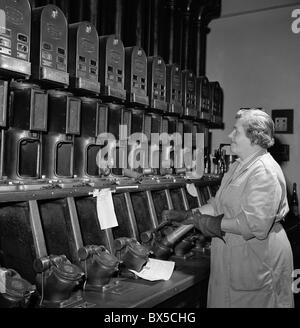 Rohrpost Transport, Post, Post Stockfotografie - Alamy