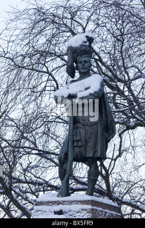 Black Watch Memorial, Edinburgh, Schottland, im Schnee Stockfoto