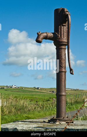 Dh BIRSAY ORKNEY Brunnen Pumpe manuelle Wasserpumpe uk Stockfoto