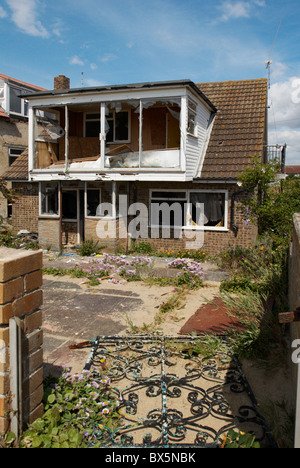 Verlassen und verwüstet Haus Clacton-on-Sea Essex UK Stockfoto