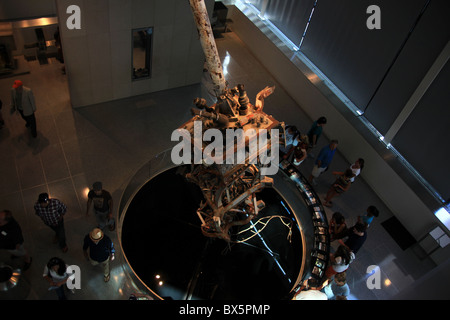 World Trade Center Tower 1 Antenne auf dem Display an der Newseum in Washington, D.C., USA, 5. September 2010 Stockfoto