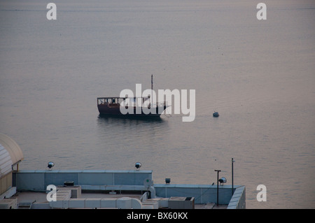 Ein Blick auf den See Genezareth im Morgengrauen. Stockfoto