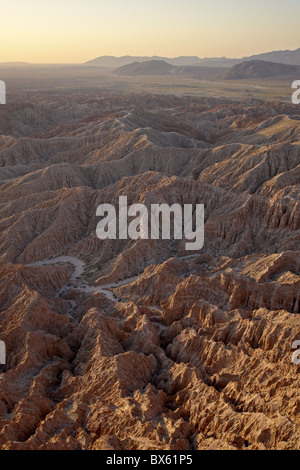 Badlands bei Sonnenaufgang von der Schrift Punkt, Anza-Borrego Desert State Park, California, Vereinigte Staaten von Amerika, Nordamerika Stockfoto