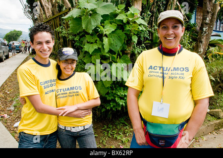 Anhänger einer politischen Partei in San José in Costa Rica Stockfoto