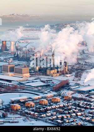 Eine Aireal Ansicht von Grangemouth Petrochemieanlage, Falkirk, Schottland. Stockfoto