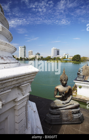 Seema Malaka Tempel auf Beira Lake, Cinnamon Gardens, Colombo, Sri Lanka, Asien Stockfoto