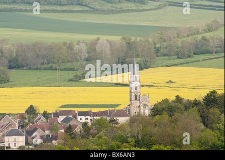 Saint-Pere Sous Vezelay Dorf, Burgund, Frankreich Stockfoto