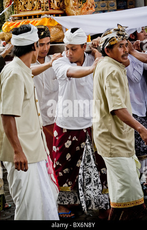 Festlichkeit im Tirta Empur Tempel während balinesische Neujahr, Bali, Indonesien Stockfoto