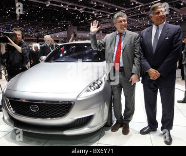Ratan N. Tata, Paolo Pininfarina, Tata Prima, Auto Stockfoto
