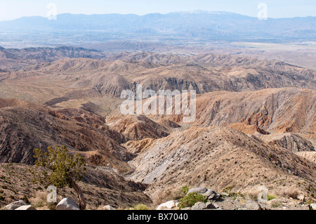 Ansicht des Coachella Valley aus Keys View, Joshua Tree Nationalpark, Kalifornien, Vereinigte Staaten von Amerika, Nordamerika Stockfoto