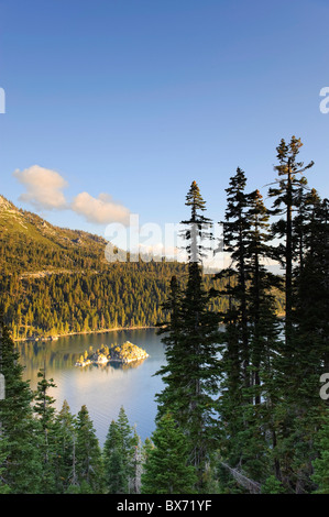 USA, Kalifornien/Nevada, Lake Tahoe, Emerald Bay Stockfoto