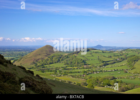 Lawley von Pisten von Caer Caradoc im Frühjahr Abendlicht, Kirche Stretton Hills, Shropshire, England, Vereinigtes Königreich, Europa Stockfoto