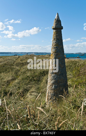 dh Herm Insel HERM GUERNSEY Pierre Aux Ratten obelisk Stockfoto