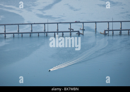 Blick auf die sieben Meile Brücke über die Keys in Florida. Stockfoto