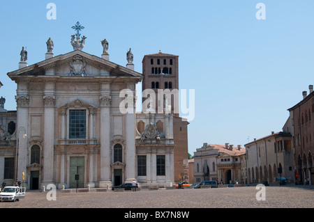 Die Kathedrale von der mittelalterlichen Stadt Mantua in Norditalien Lombardei Stockfoto