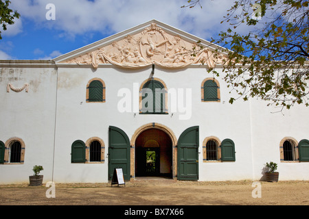 Der Weinkeller im Groot Constantia, die besten erhaltene Beispiel des Cape niederländischen Architektur. Stockfoto