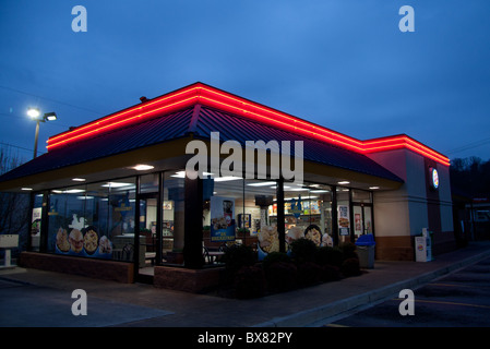 Burger King Schnellrestaurant in den frühen Morgenstunden Stockfoto