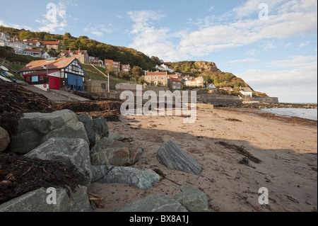 [Songbook] Bay, an der Ostküste von Yorkshire, ist ein schöner Ort, um an einem sonnigen Tag zu besuchen. Es ist in North Yorkshire, Saltburn-by-the-Sea, England, GB. Stockfoto