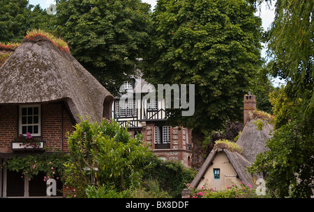 Dach in einer kleinen Straße in Veules Les Roses, Frankreich Stockfoto