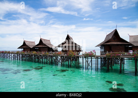 Wasser-Bungalows, Sipadan Kapalai Dive & Holiday resort, Ligitan Riffe, Borneo, Malaysia Stockfoto