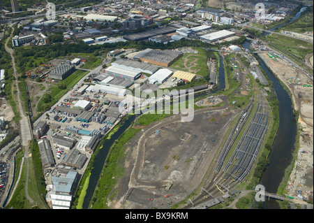 Luftaufnahme des industriellen Einheiten Stratford neben den 2012 Olympischen Park Stratford London UK. 22. Juni 2007. Stockfoto