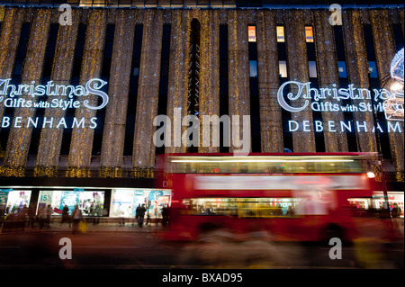 Kaufhaus Debenhams und Oxford Street Beleuchtung an Weihnachten 2010 Saison, London, Vereinigtes Königreich Stockfoto