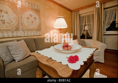 Hotel-Suite im alpenländischen Stil Stockfoto