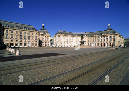 Frankreich, Bordeaux, Place de la Bourse, Straßenbahnschienen Stockfoto