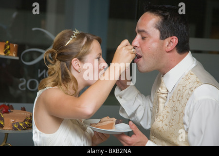 Braut und Bräutigam Schüsse aus einer spanischen Hochzeit. Schöne Serie von Fotos von wichtigen Momenten. Stockfoto