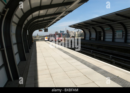 Pontoon Dock DLR Station East London UK Stockfoto