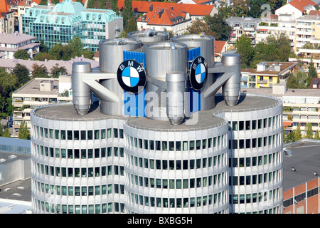 Hauptsitz der BMW AG vom Olympiaturm in München, Bayern, Deutschland, Europa Stockfoto