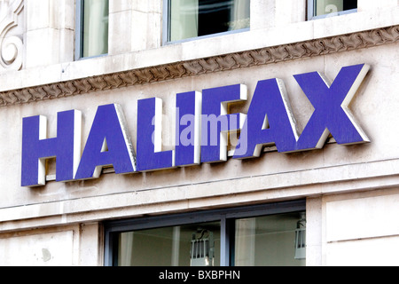 Logo der Halifax Bank in London, England, Vereinigtes Königreich, Europa Stockfoto