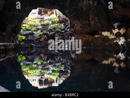 Jameo Grande Höhle Jameos del Agua, entworfen von César Manrique, Lanzarote, Kanarische Inseln, Spanien, Europa Stockfoto