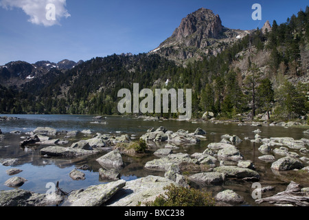 Lagune von Ratera - Estany De La Ratera - Nationalpark Aiguestortes ich Estany de Sant Maurici, Lleida, Spanien Stockfoto