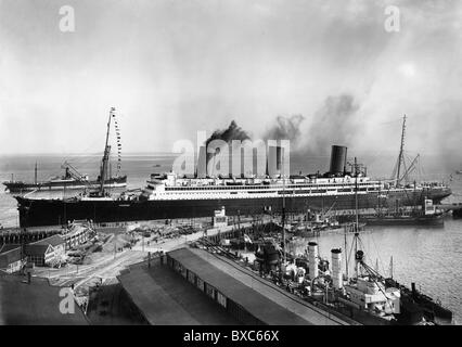 Transport / Transport, Navigation, Passagierdampfer, Exterieur, 'Imperator', Steubenhoeft, Cuxhaven, 1913 / 1914, Zusatzrechte-Abferenzungen-nicht vorhanden Stockfoto