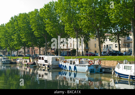 Canal De La Robine Weitergabe durch Narbonne Frankreich Stockfoto