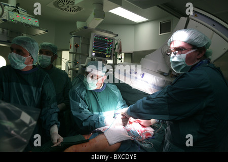 Herzchirurgie am Deutschen Herzzentrum im Virchow-Klinikum, Berlin, Deutschland Stockfoto