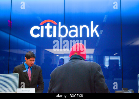 Teller-Stationen in die Citibank neue Flaggschiff High-Tech-Niederlassung in der Nähe des Union Square von New York Stockfoto