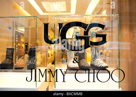 Jimmy Choo speichern in der New Bond Street. London Stockfoto