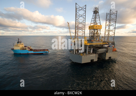 Die Rowan Gorilla VII Jack-up-Bohranlage in der britischen Nordsee Stockfoto