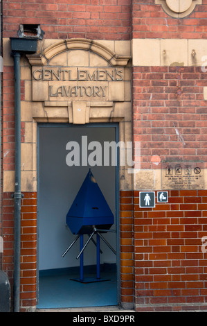 Gentlemen's Toilette in Worcester, England Stockfoto